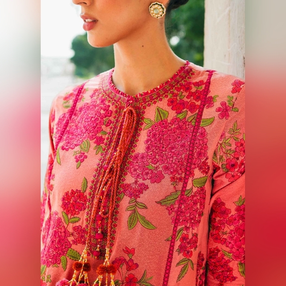 TULIP - Hussain Rehar Karandi 3 Piece Suit With Straight Pants- Medium - Picture 3 of 12